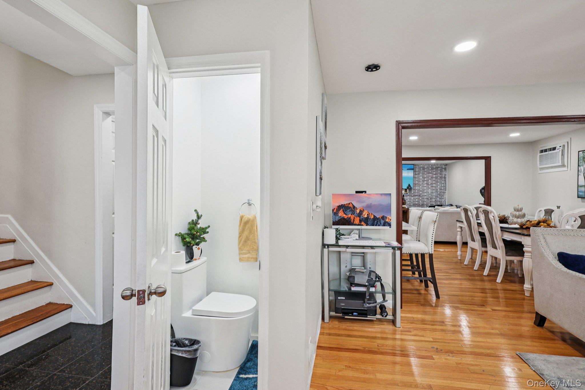 374 Miller Avenue, Freeport, NY 11520