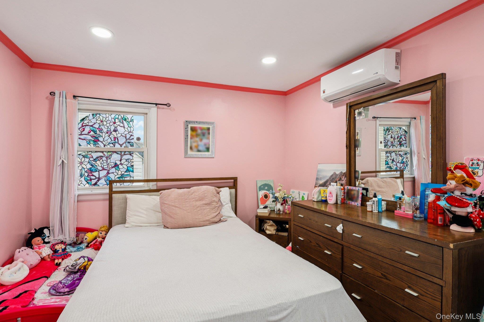 374 Miller Avenue, Freeport, NY 11520