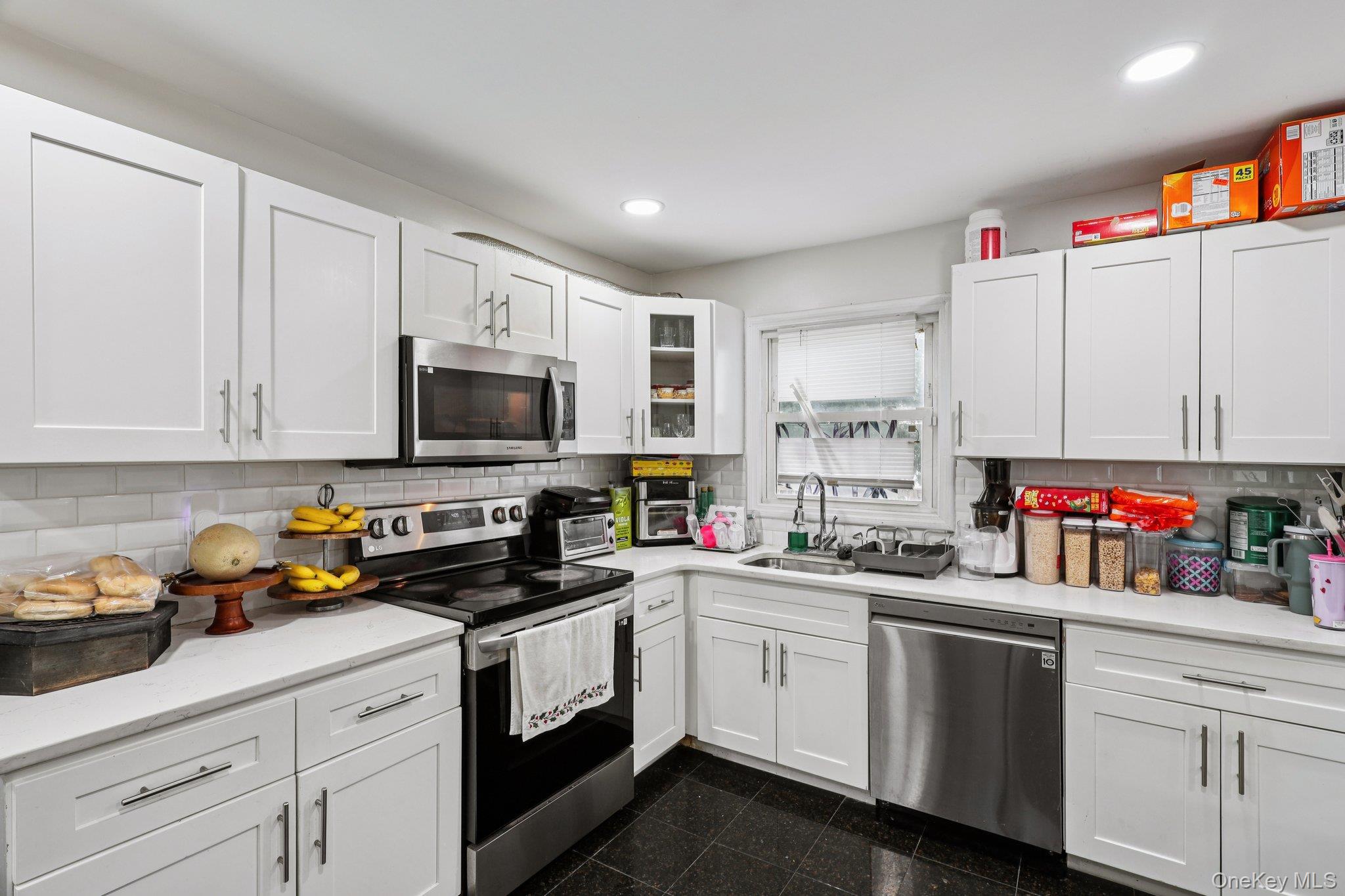 374 Miller Avenue, Freeport, NY 11520