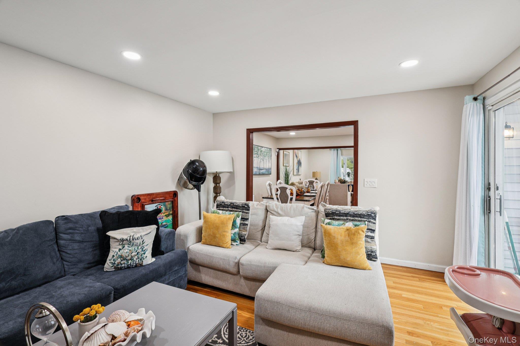 374 Miller Avenue, Freeport, NY 11520