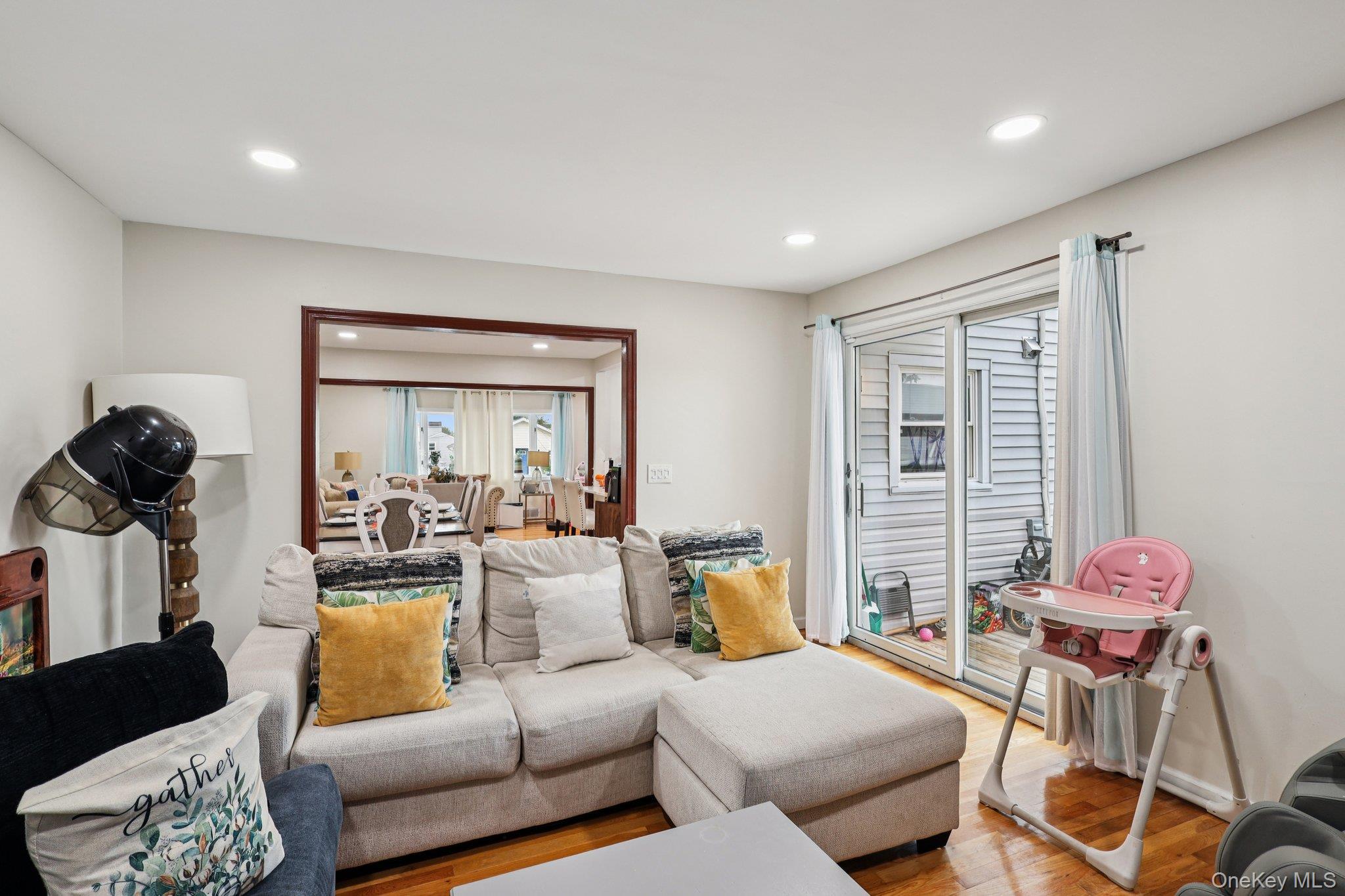 374 Miller Avenue, Freeport, NY 11520