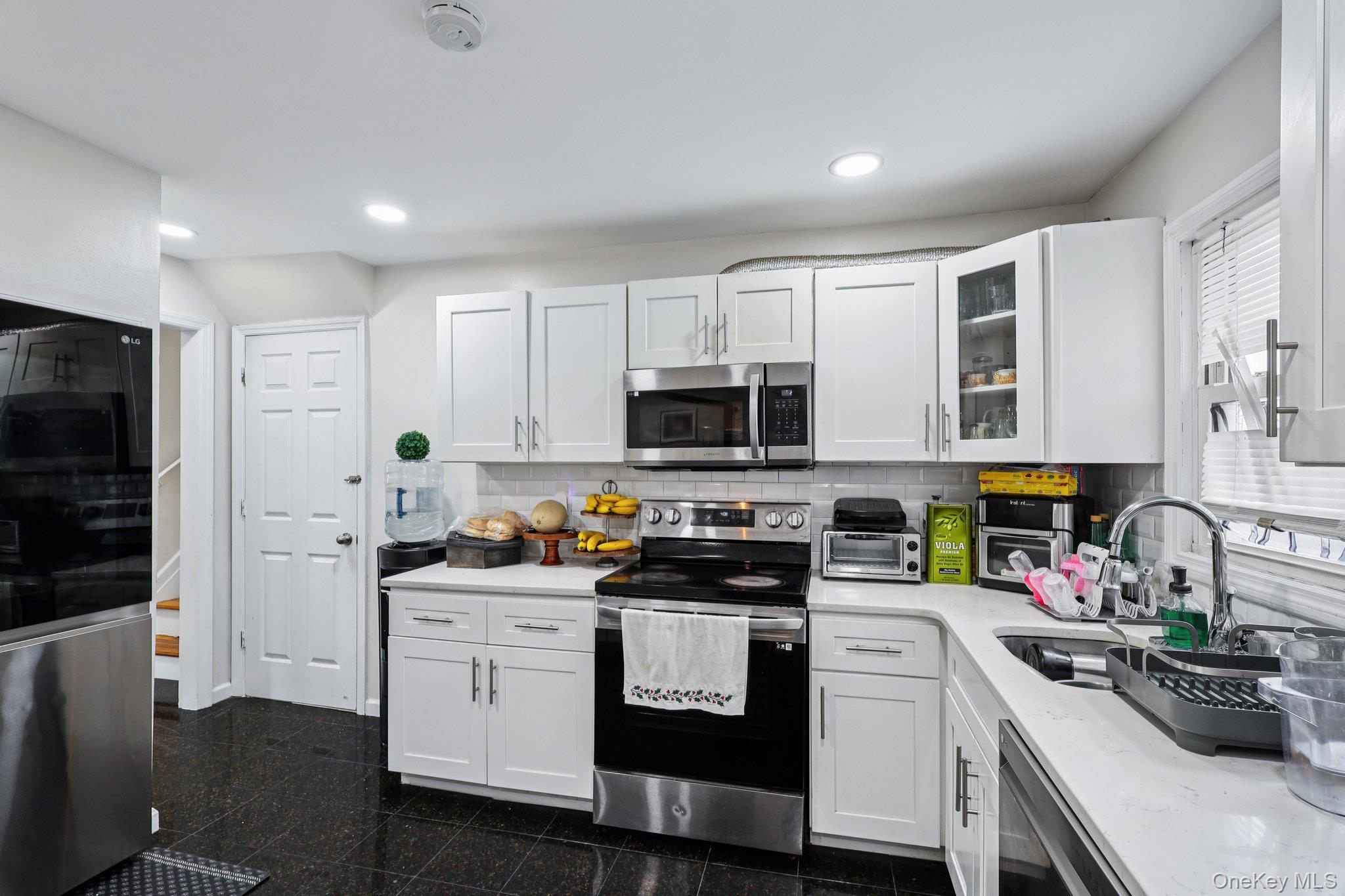 374 Miller Avenue, Freeport, NY 11520