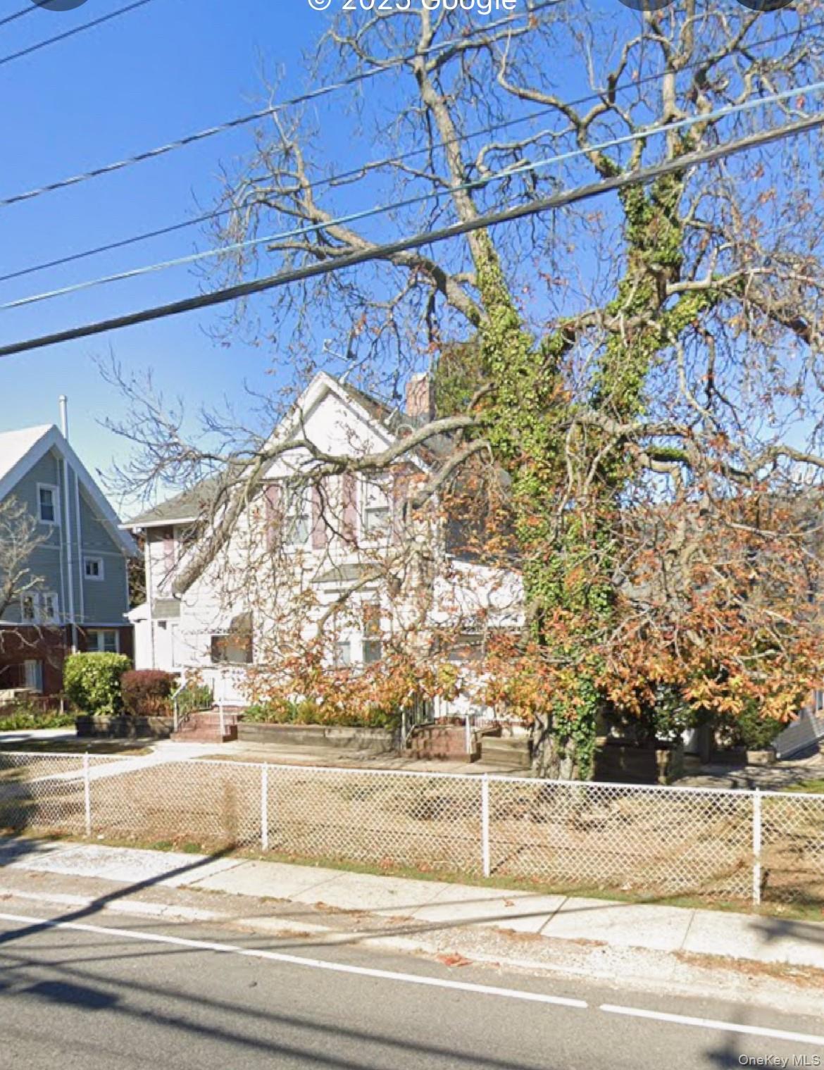 1148 West Broadway, Hewlett, NY 11557