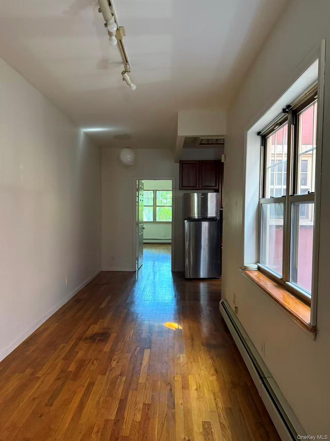 1624 Summerfield Street # 1R,2R,2L, Ridgewood, NY 11385