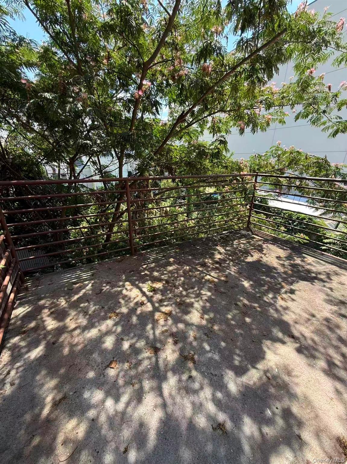 1624 Summerfield Street # 1R,2R,2L, Ridgewood, NY 11385