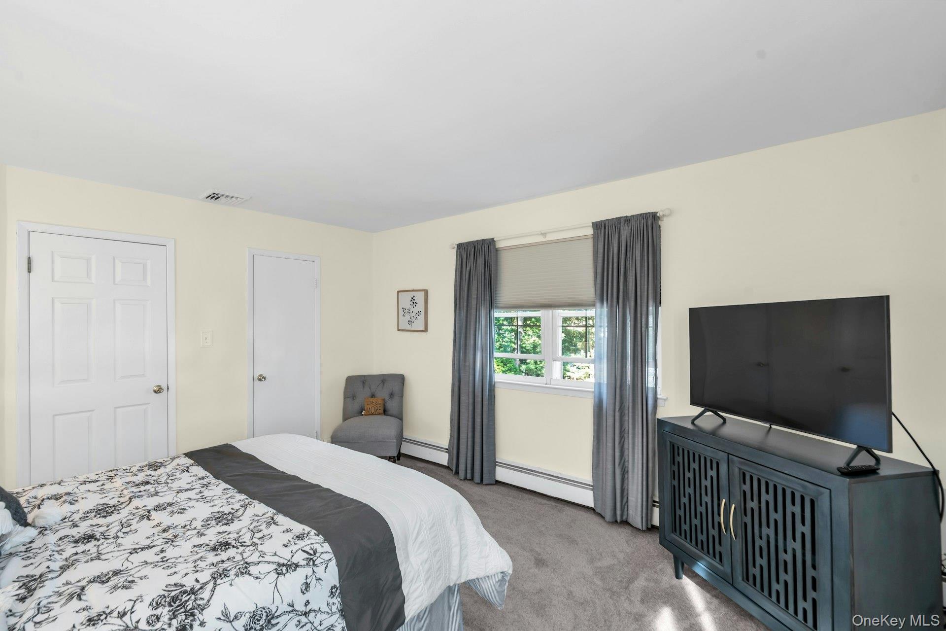 177 N Bicycle Path, Selden, NY 11784