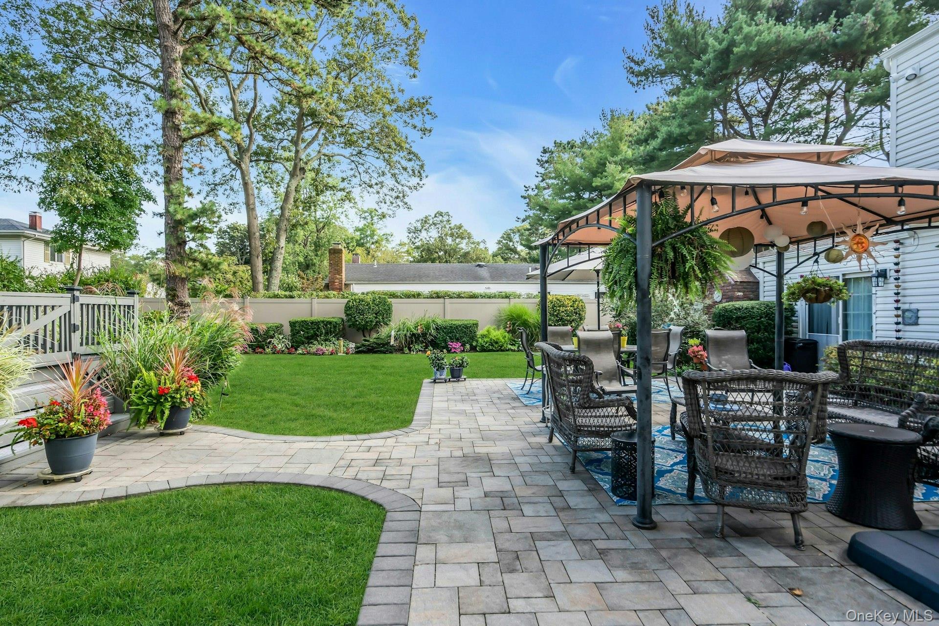 177 N Bicycle Path, Selden, NY 11784