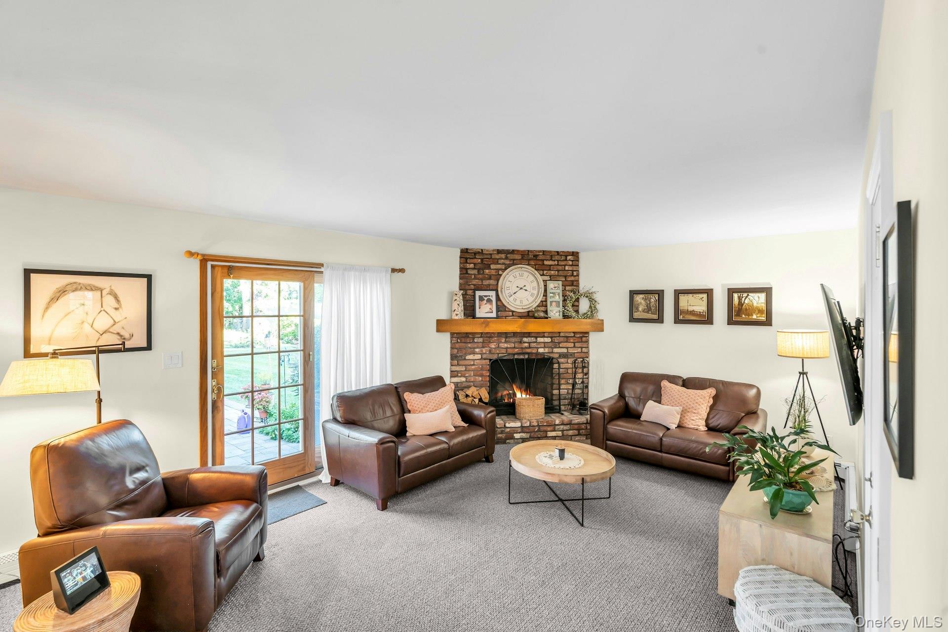 177 N Bicycle Path, Selden, NY 11784