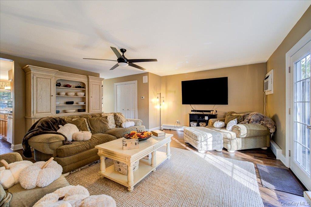 8 Park Row, Middletown, NY 10941