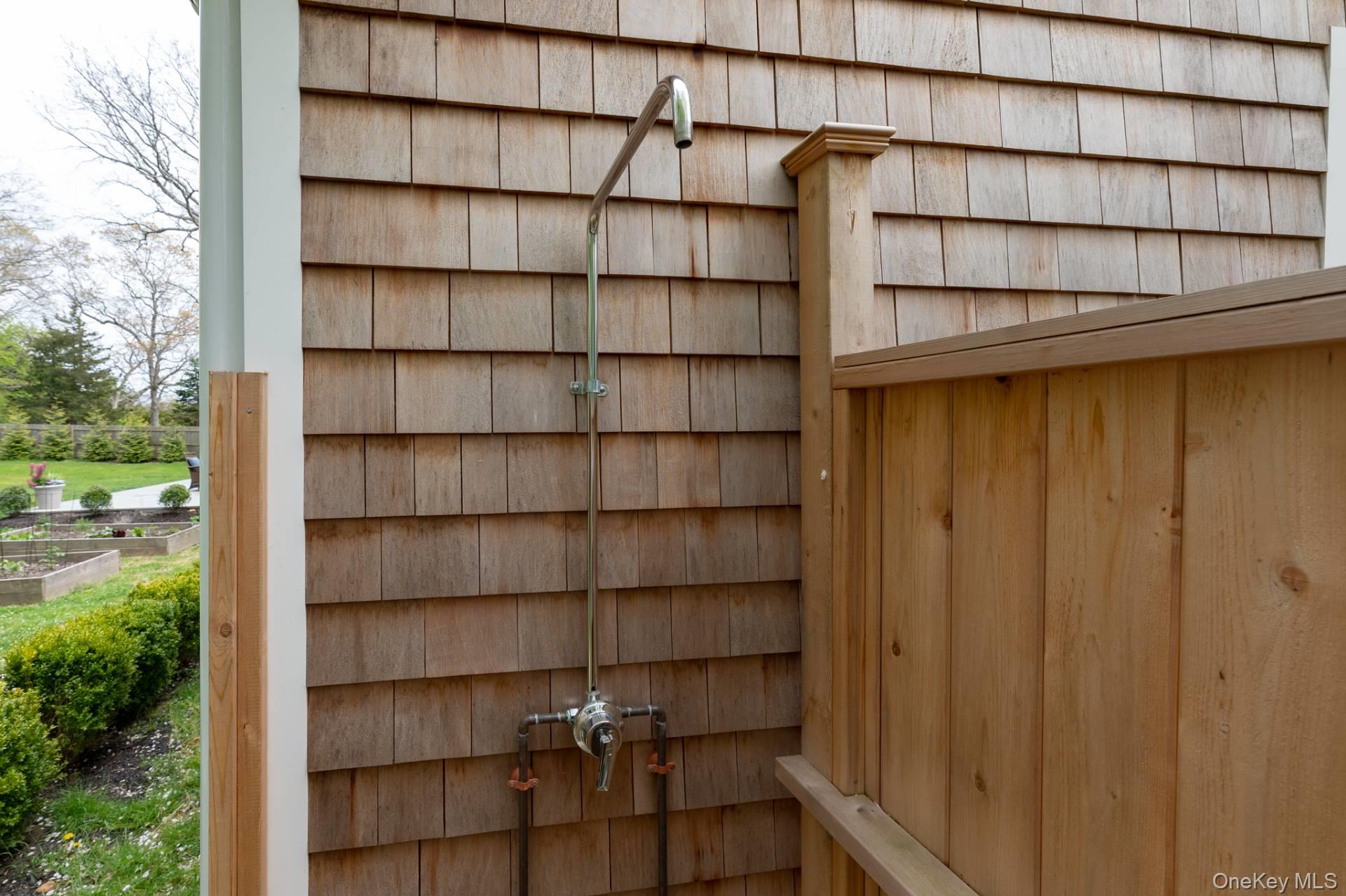 109 Lewis Road, East Quogue, NY 11942