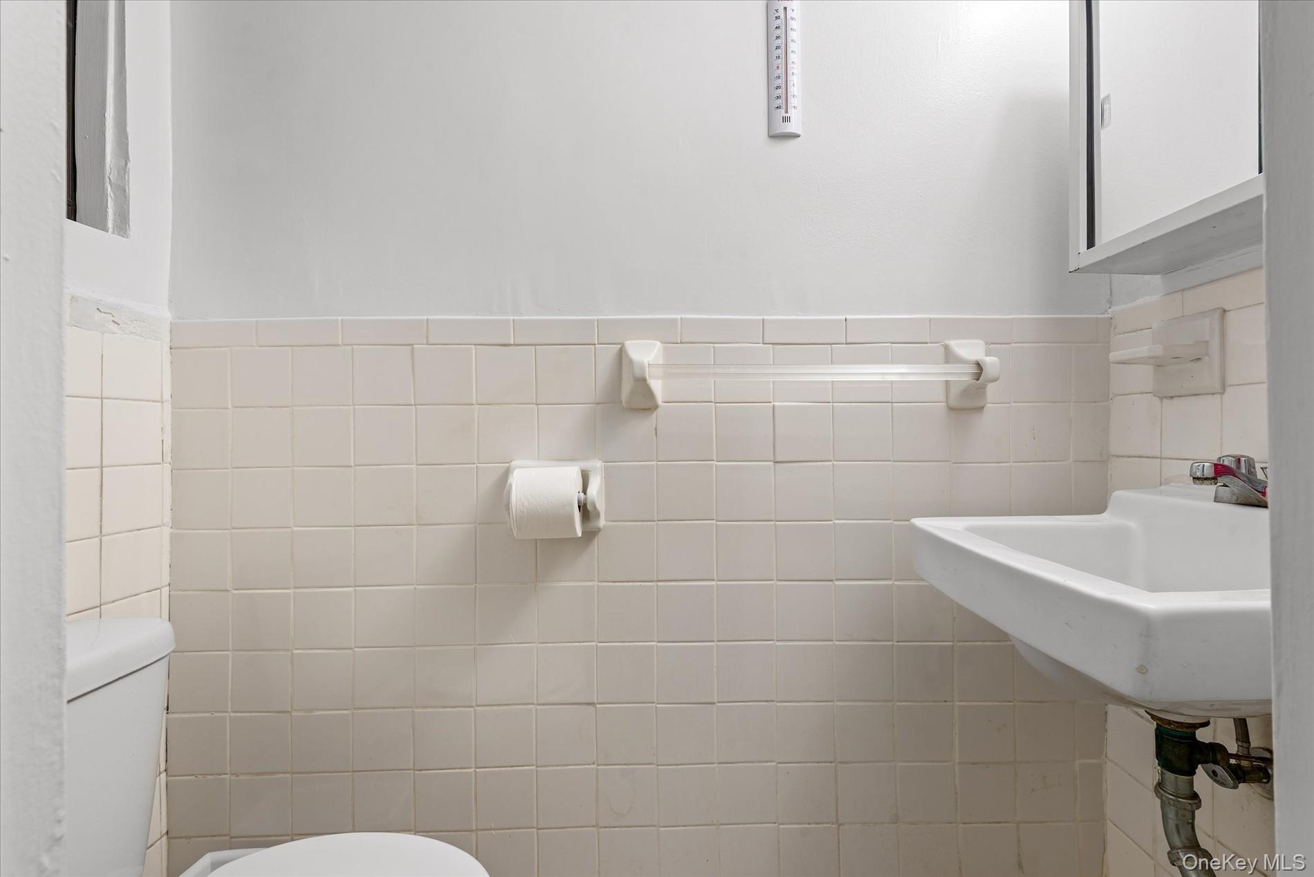 579 West 215 Street # 2F, New York (Manhattan), NY 10034