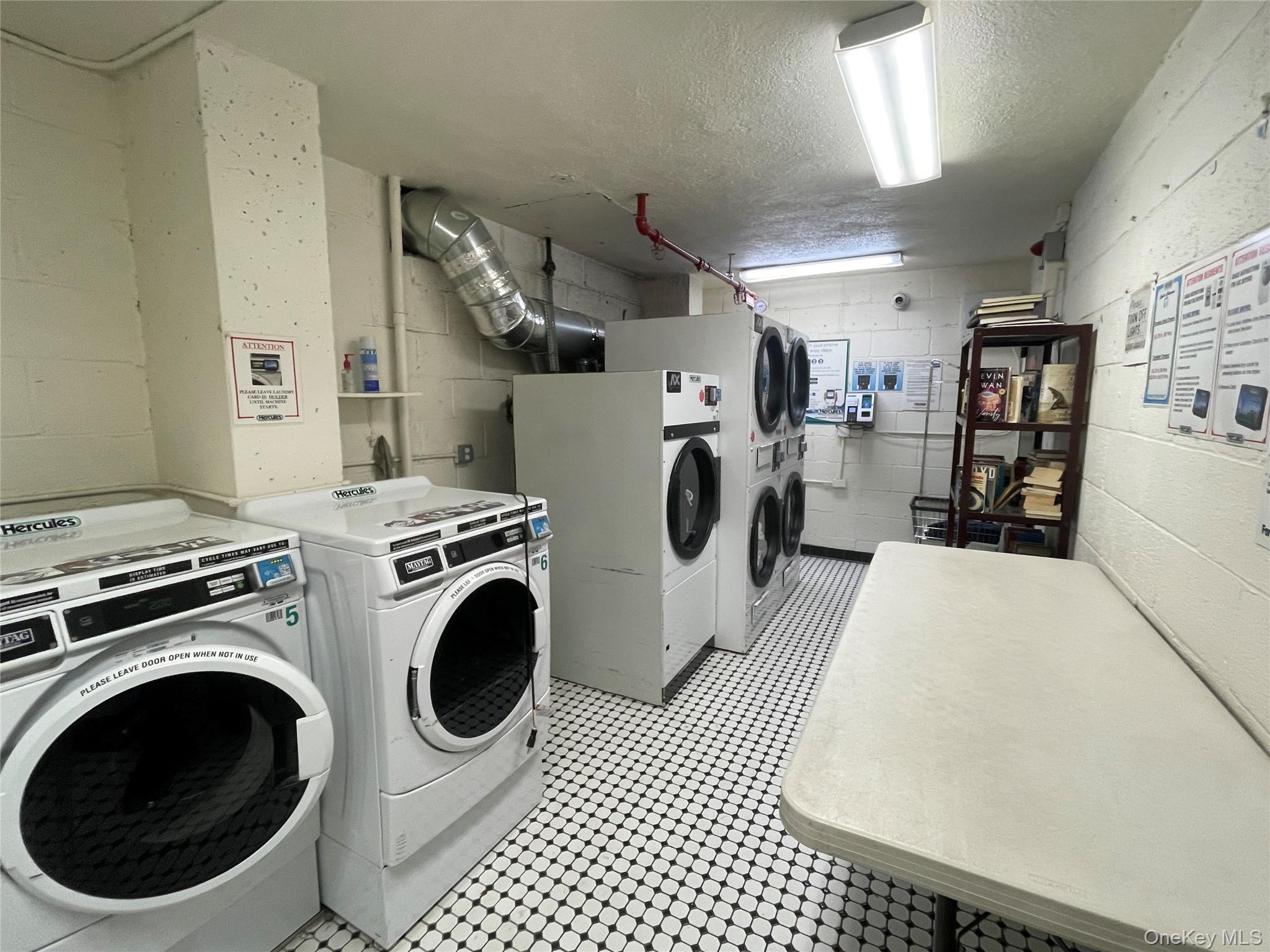 579 West 215 Street # 2F, New York (Manhattan), NY 10034