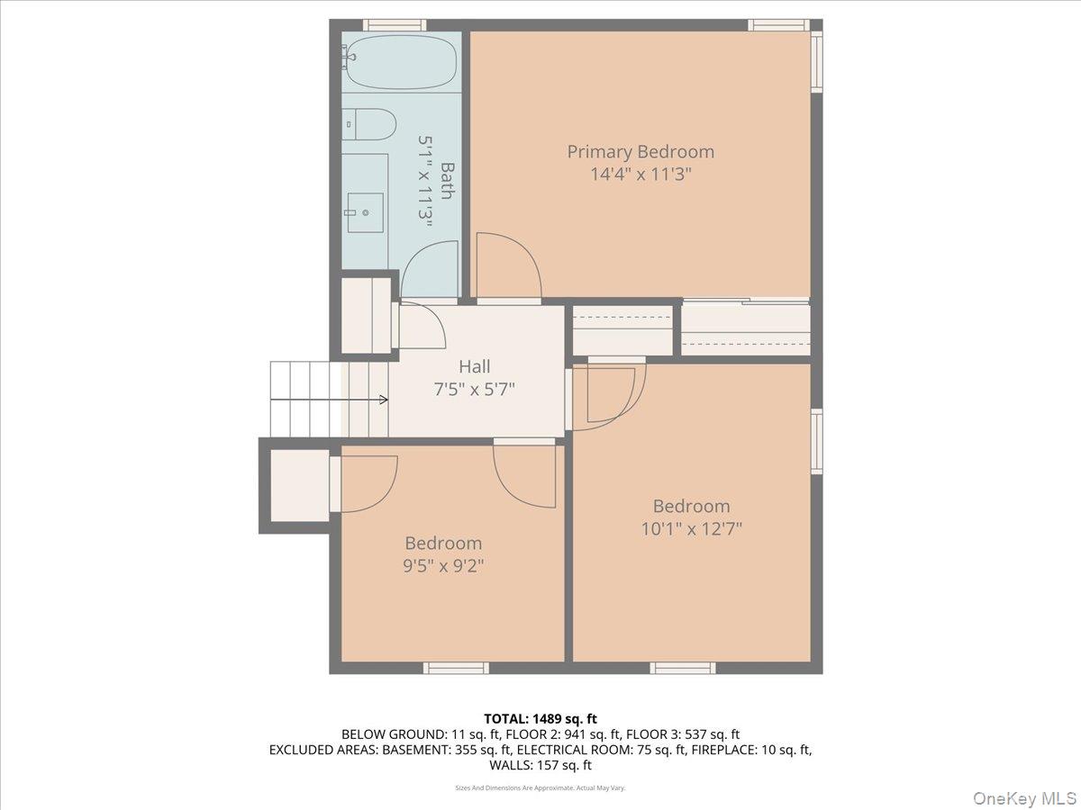 15 Alma Lane, Plainview, NY 11803