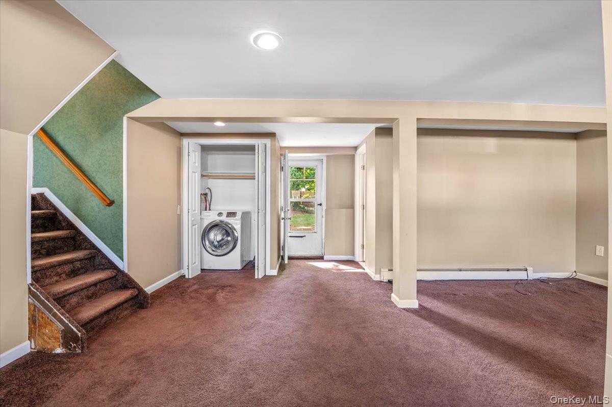 15 Alma Lane, Plainview, NY 11803