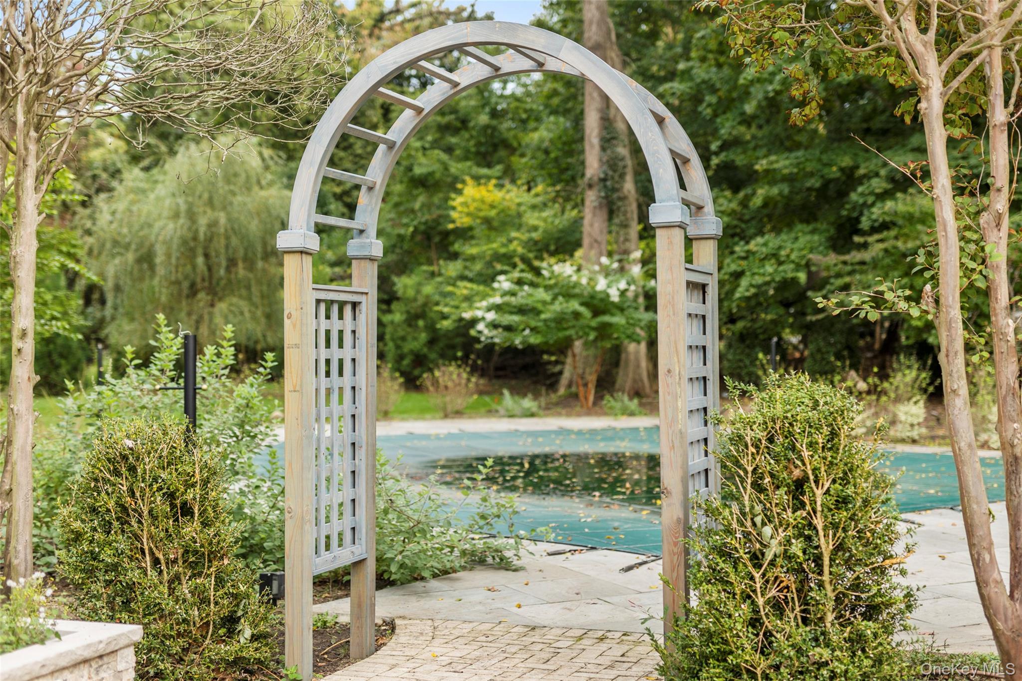 7 Smith Lane, Nissequogue, NY 11780