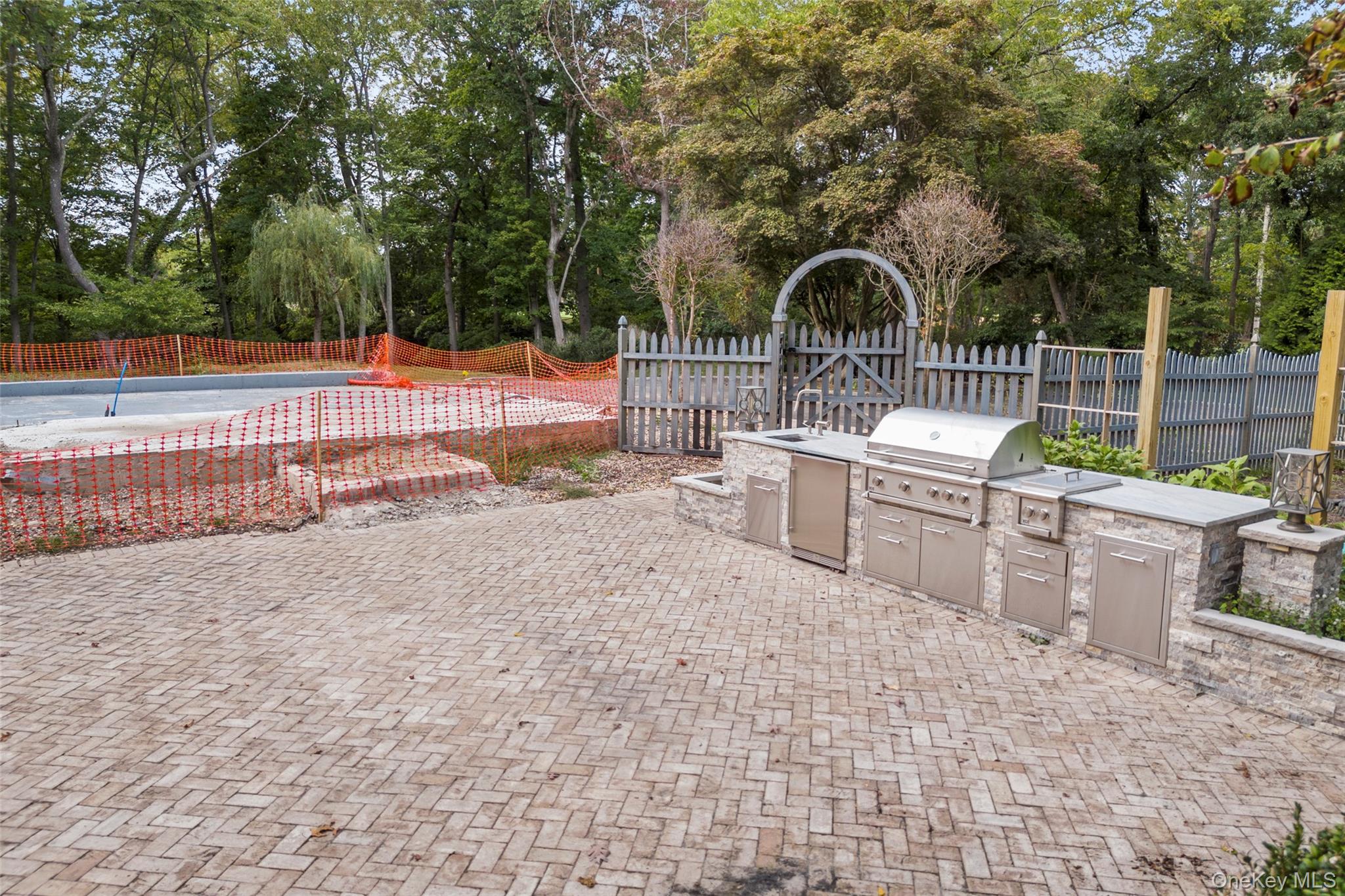 7 Smith Lane, Nissequogue, NY 11780