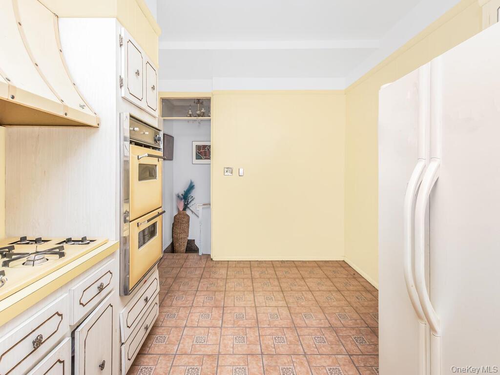 410 Revere Avenue, Bronx, NY 10465