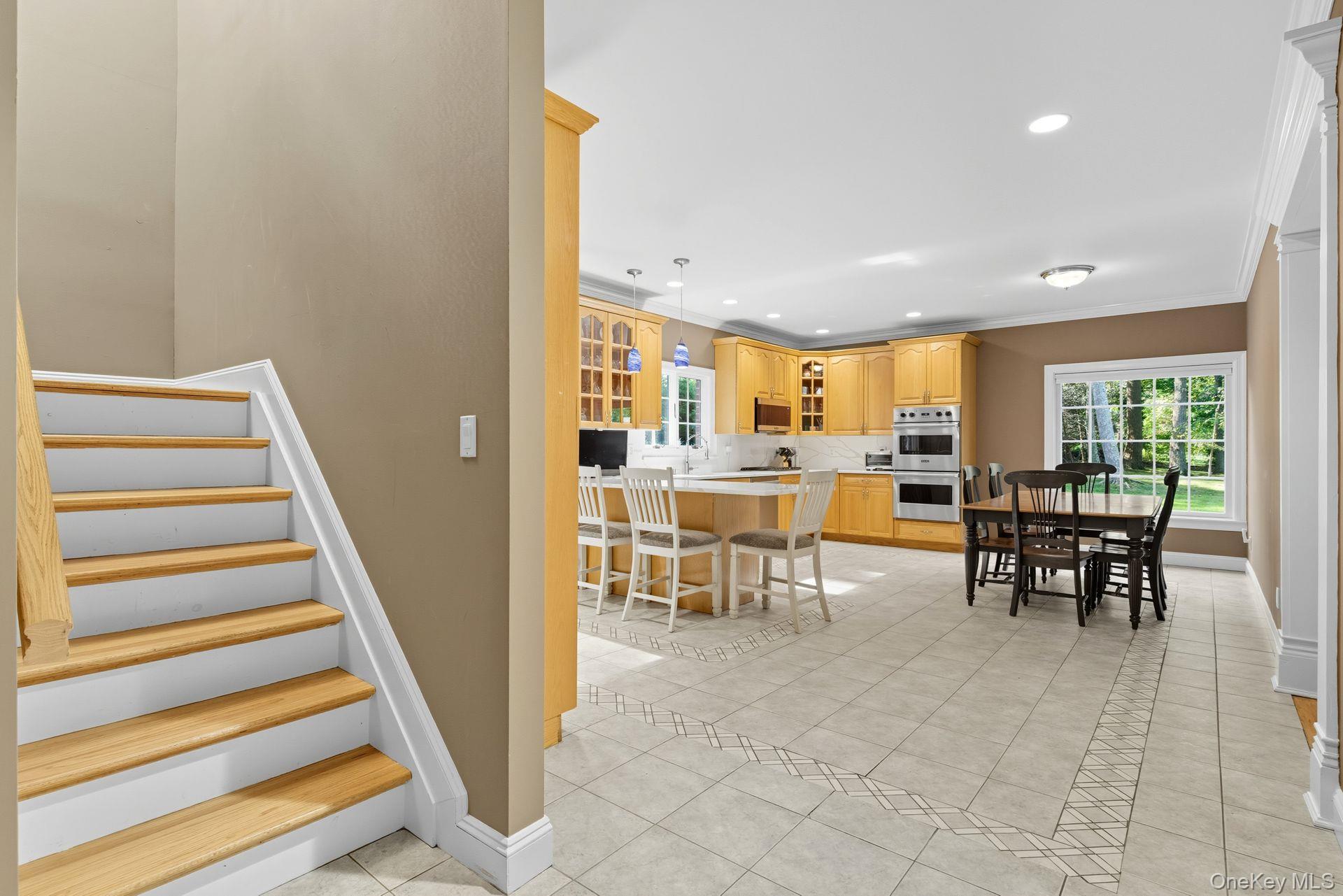 20 Mill Road, Lloyd Harbor, NY 11743