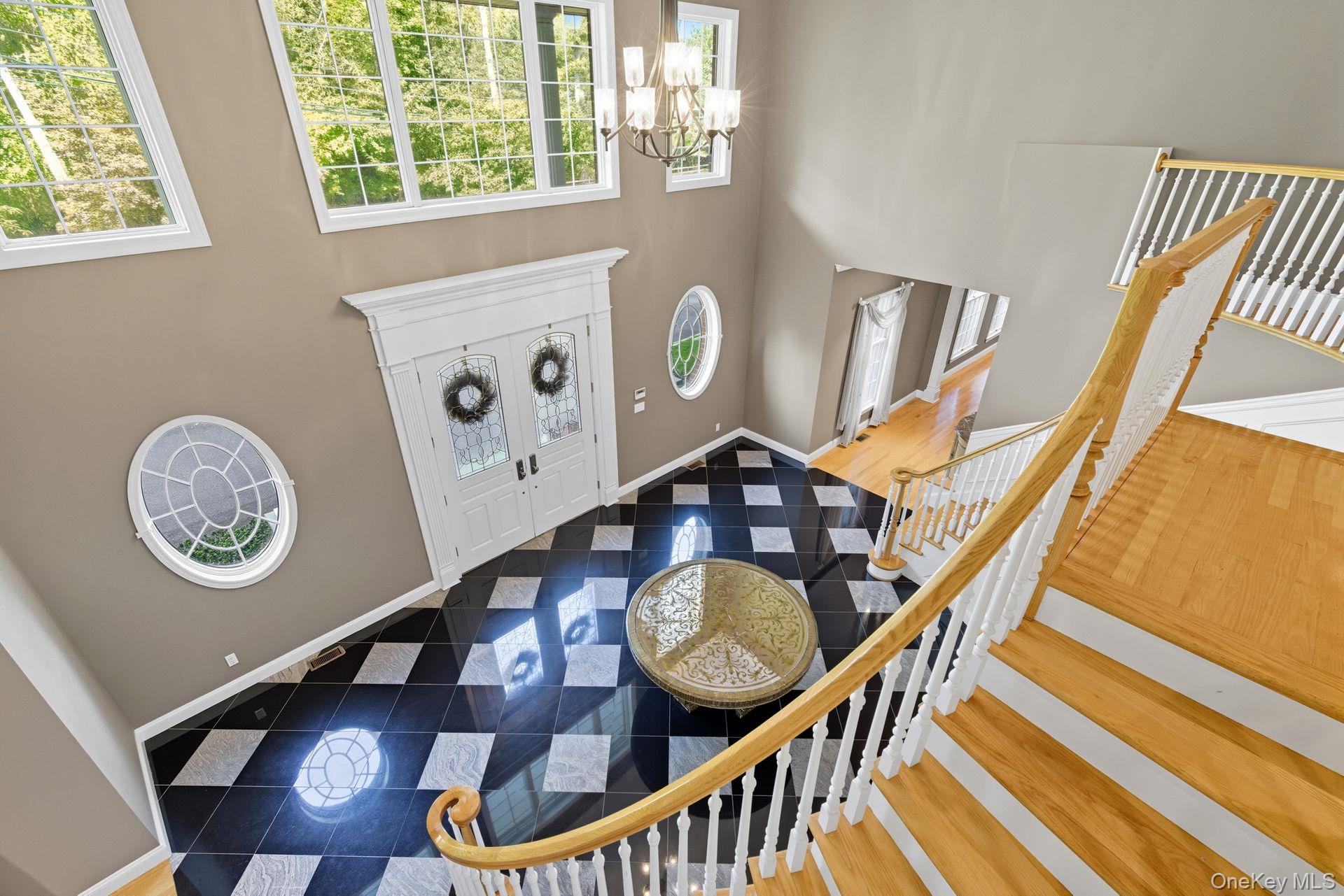 20 Mill Road, Lloyd Harbor, NY 11743