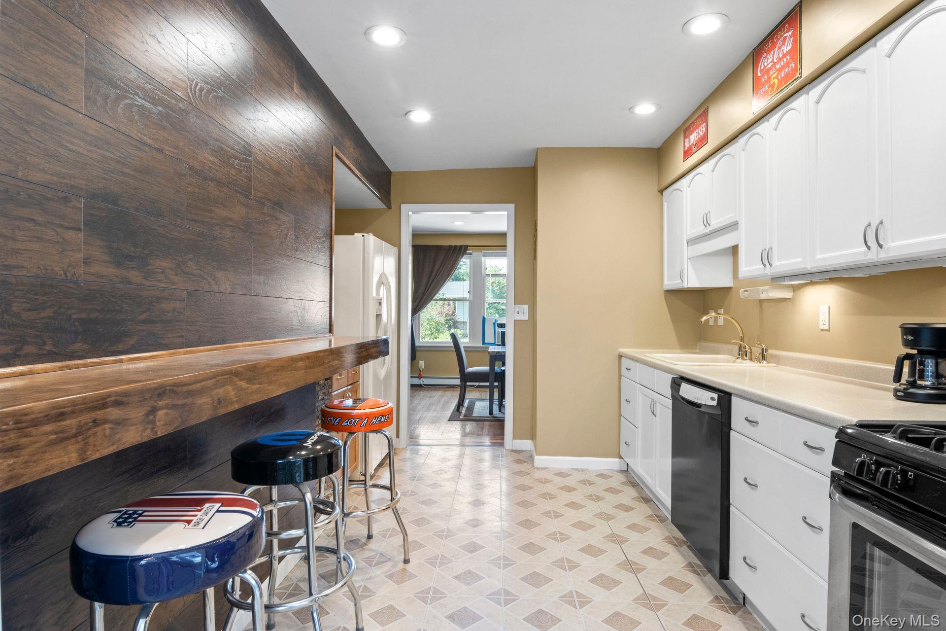 1333 Richland Boulevard, Bay Shore, NY 11706