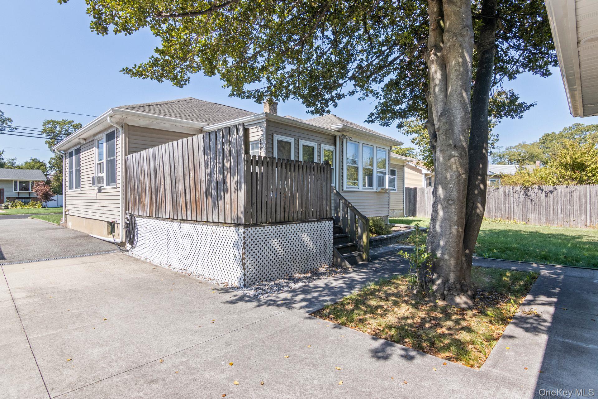 1333 Richland Boulevard, Bay Shore, NY 11706