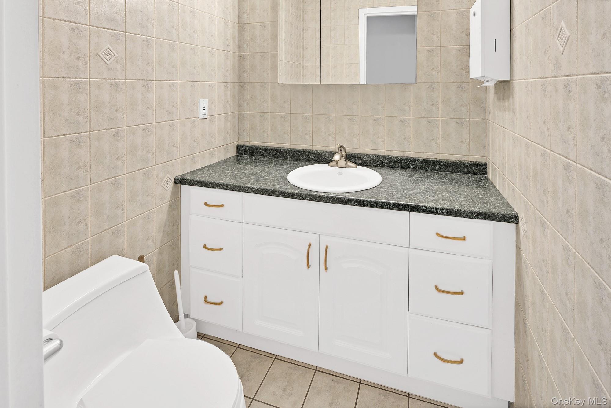 1 Executive Boulevard # 110, Suffern, NY 10901