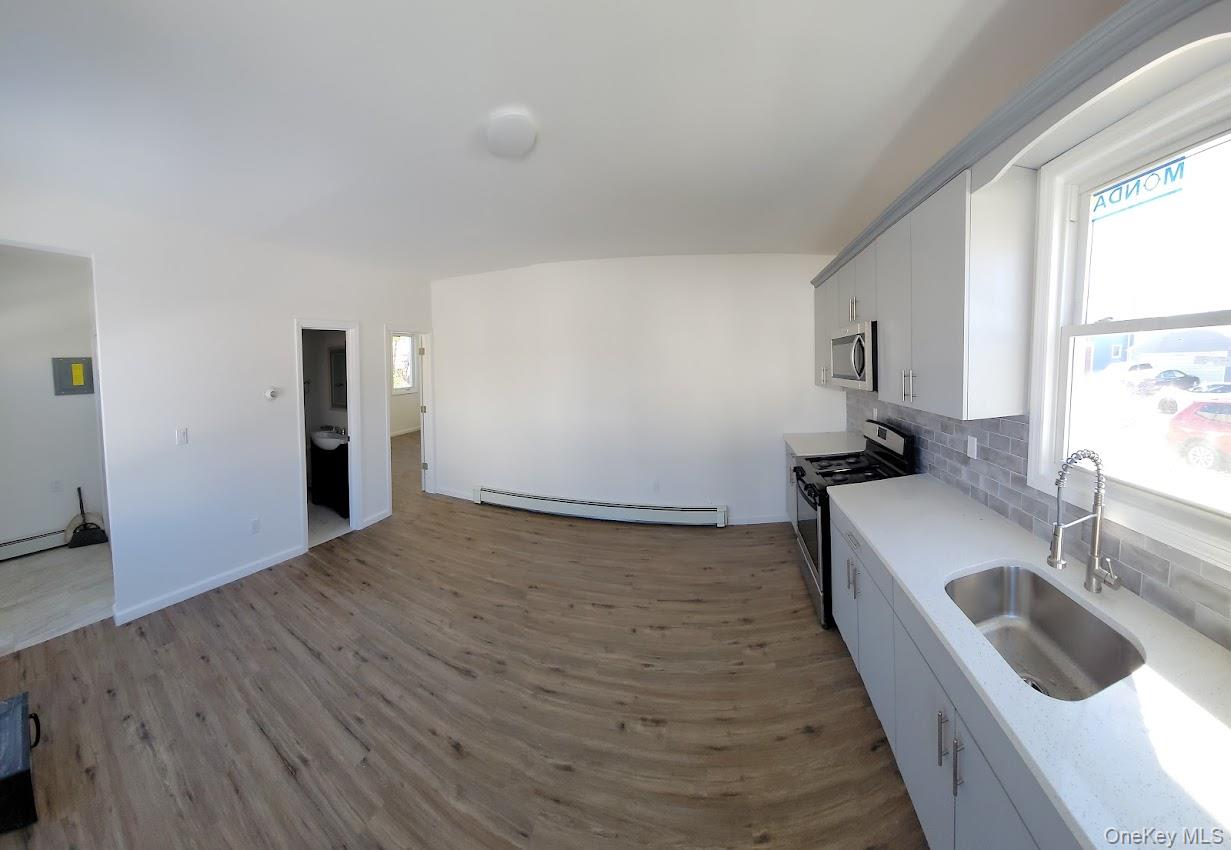 83 Kraemer Street, Hicksville, NY 11801