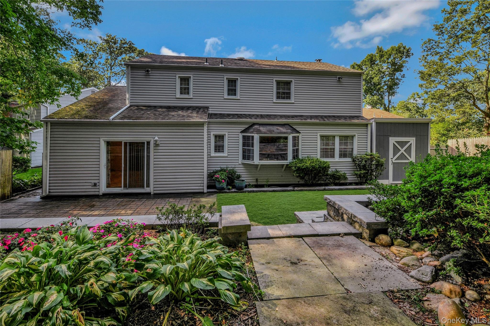 15 Hilton, Huntington, NY 11743