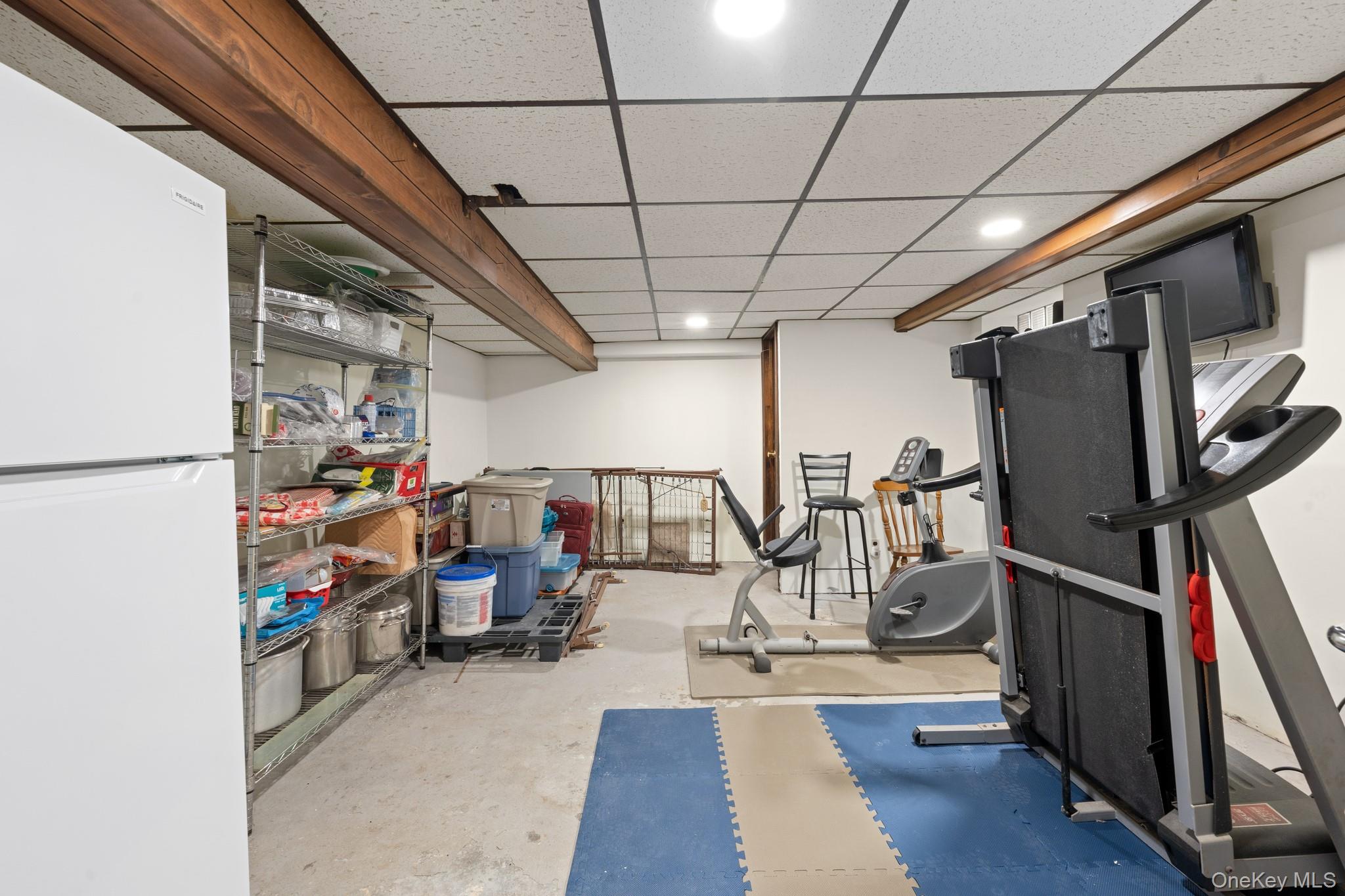 77-61 79th Place, Glendale, NY 11385