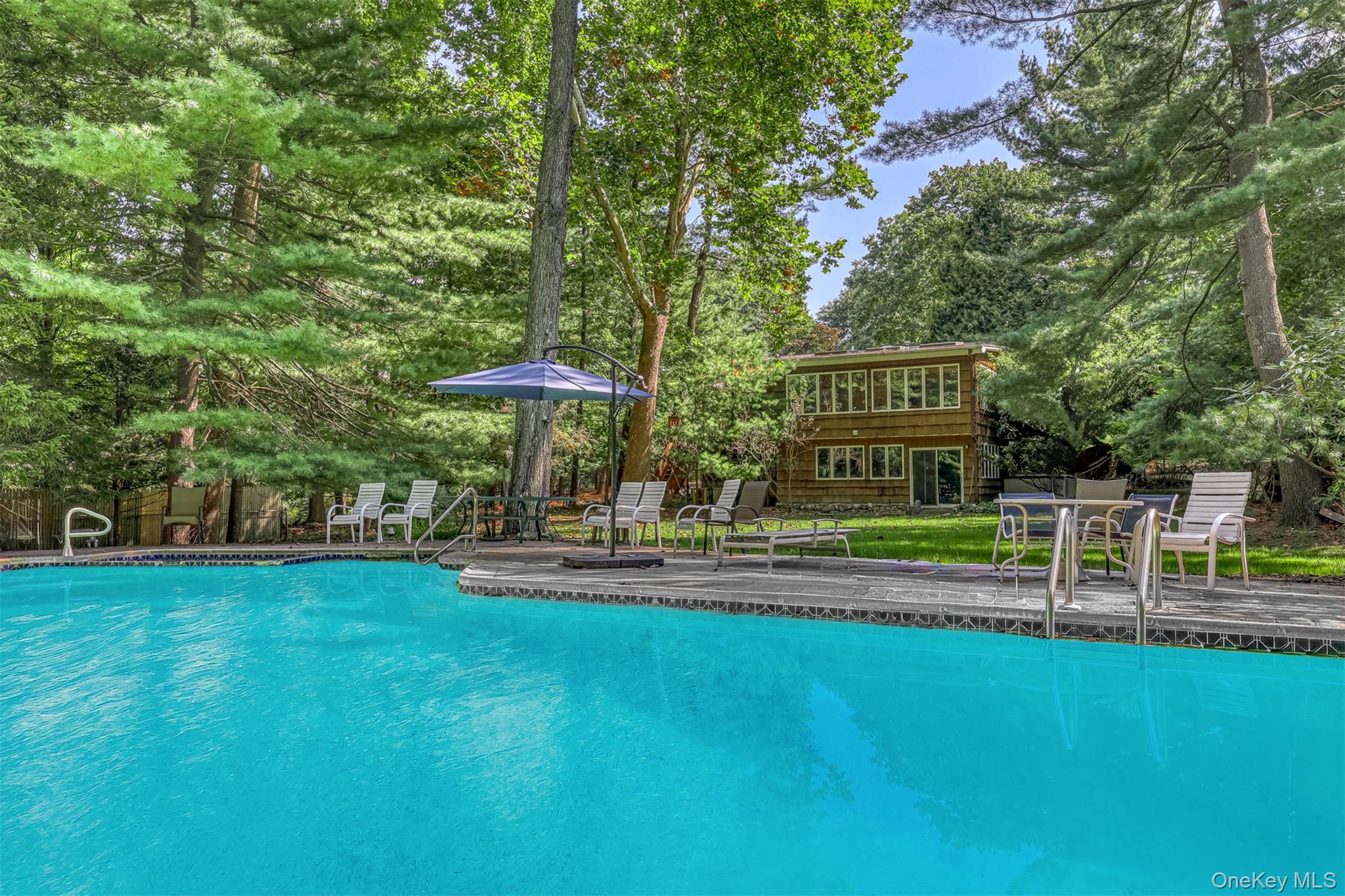 19 Mary Beth Drive, Suffern, NY 10901