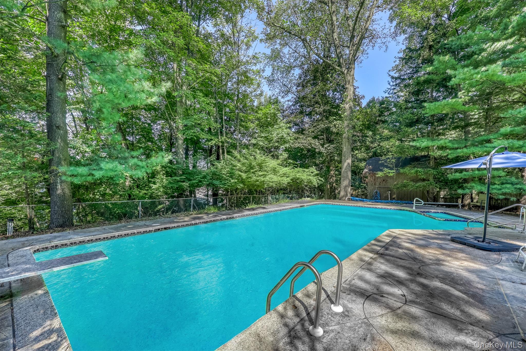 19 Mary Beth Drive, Suffern, NY 10901