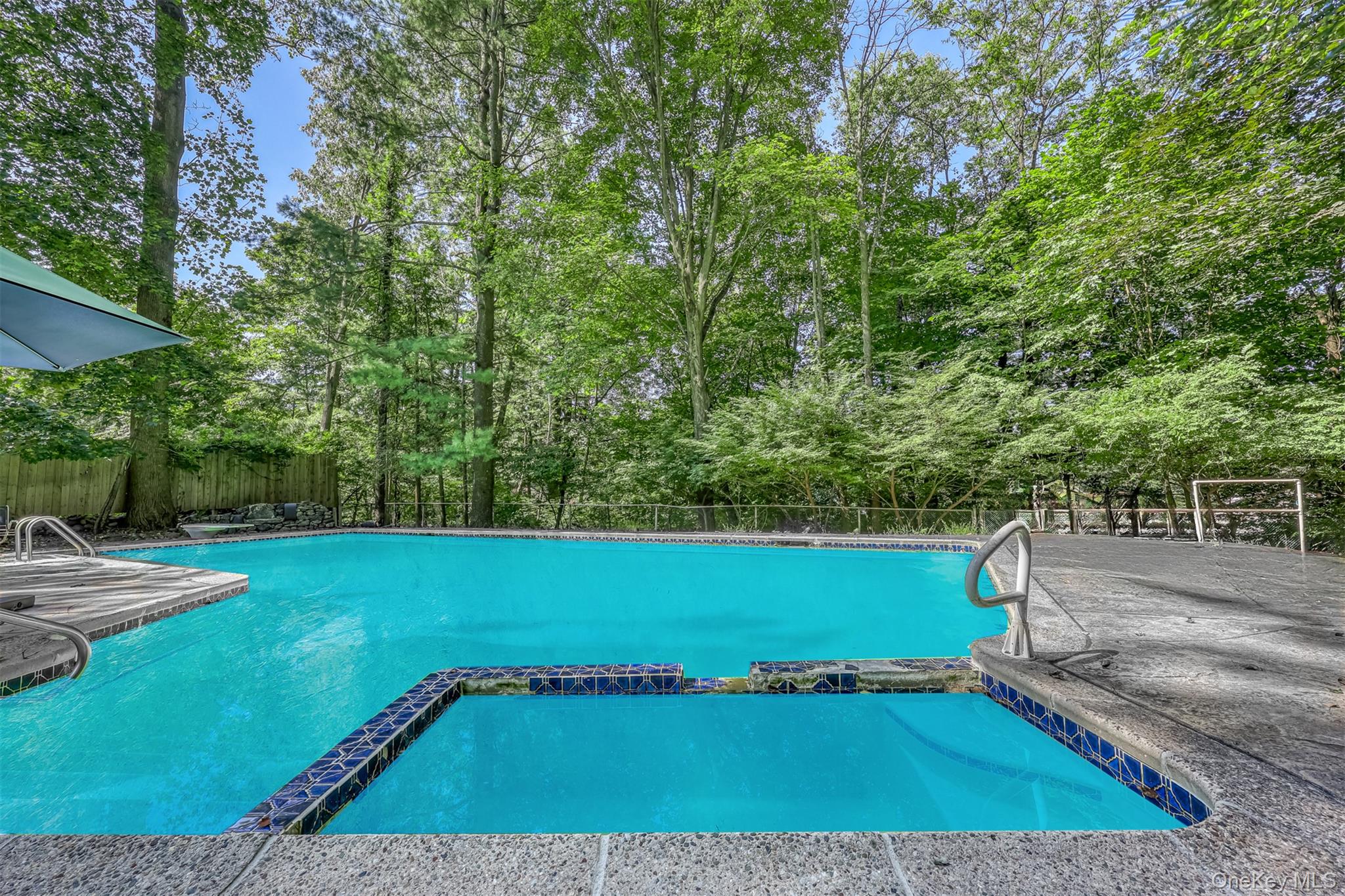 19 Mary Beth Drive, Suffern, NY 10901