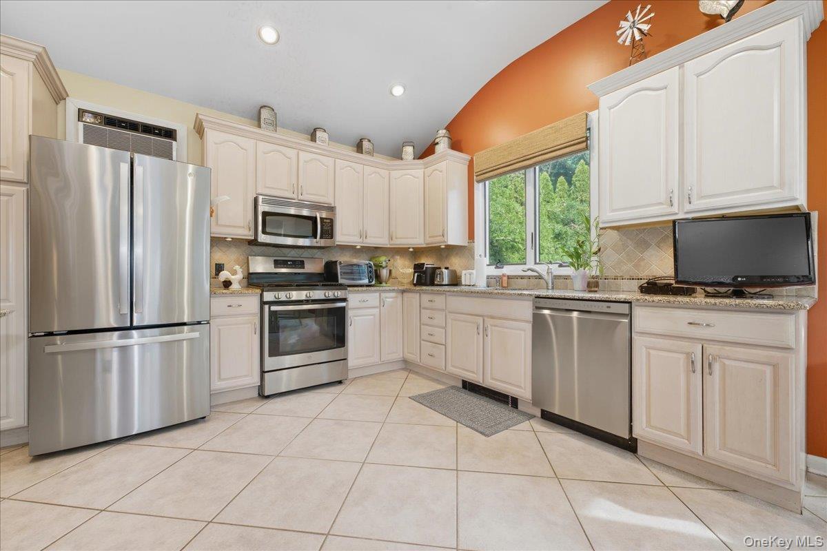 3405 Lufberry Avenue, Wantagh, NY 11793