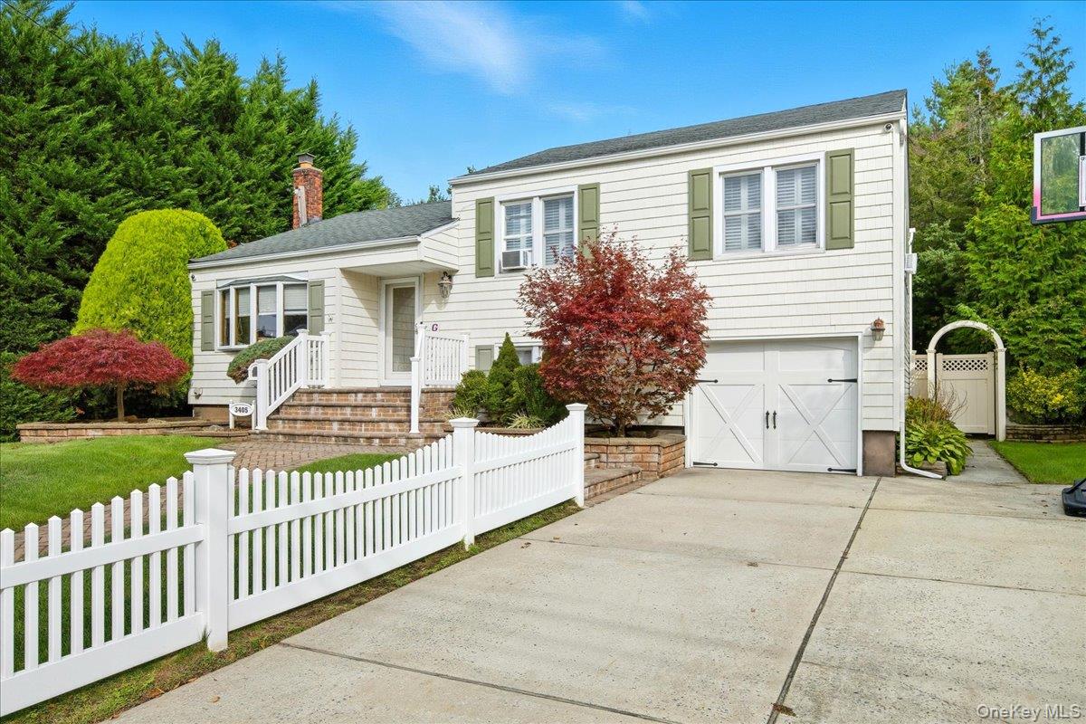 3405 Lufberry Avenue, Wantagh, NY 11793