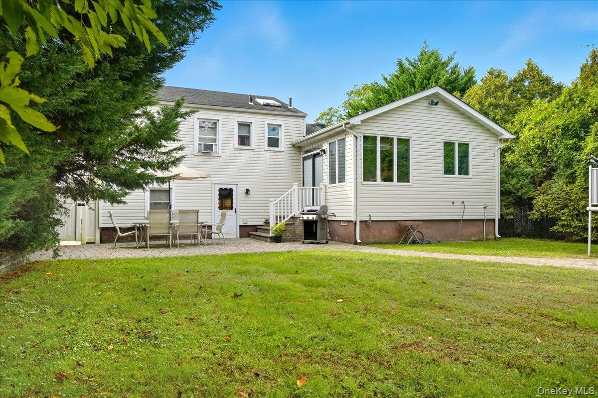 3405 Lufberry Avenue, Wantagh, NY 11793