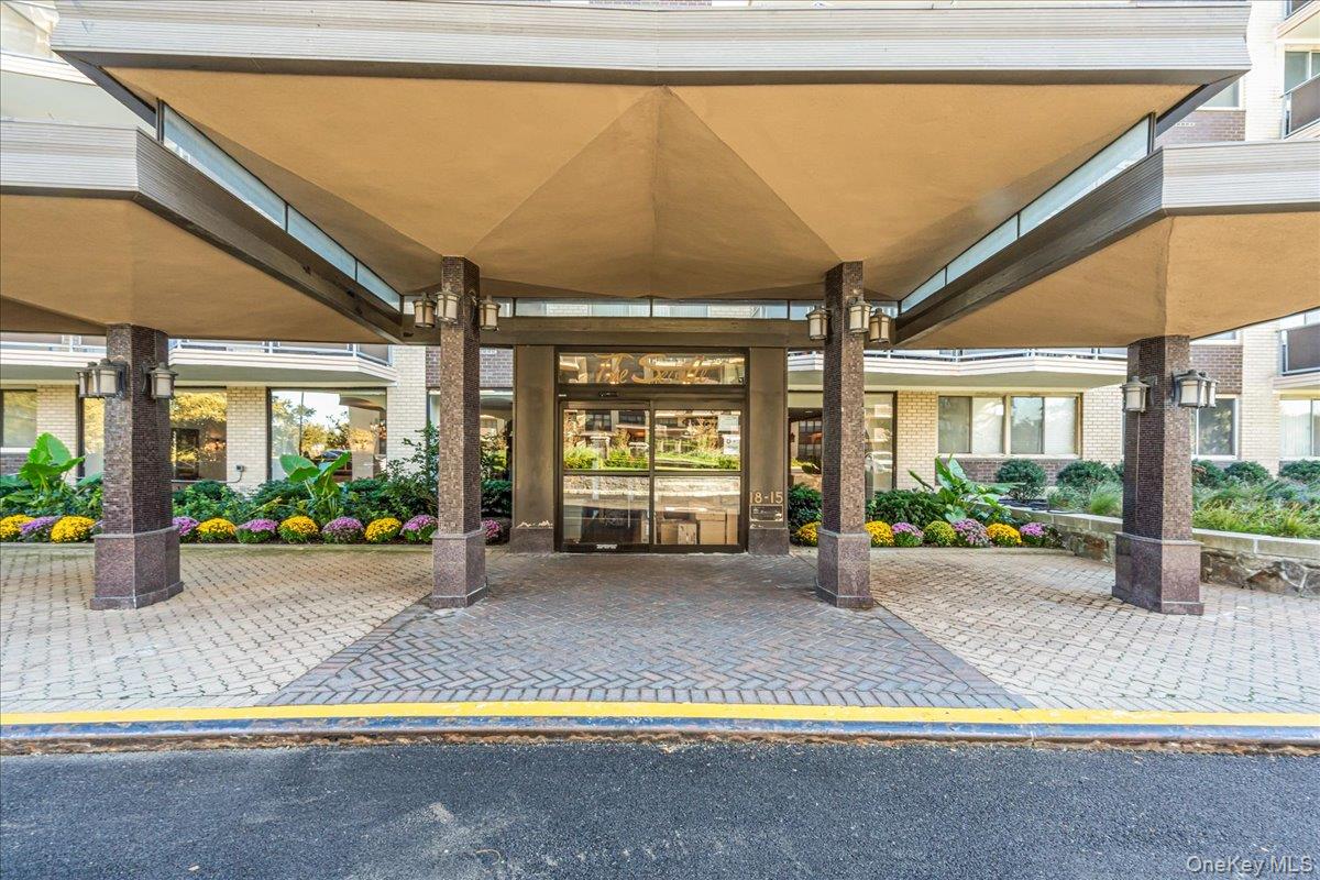 18-15 215th Street # 9R, Bayside, NY 11360