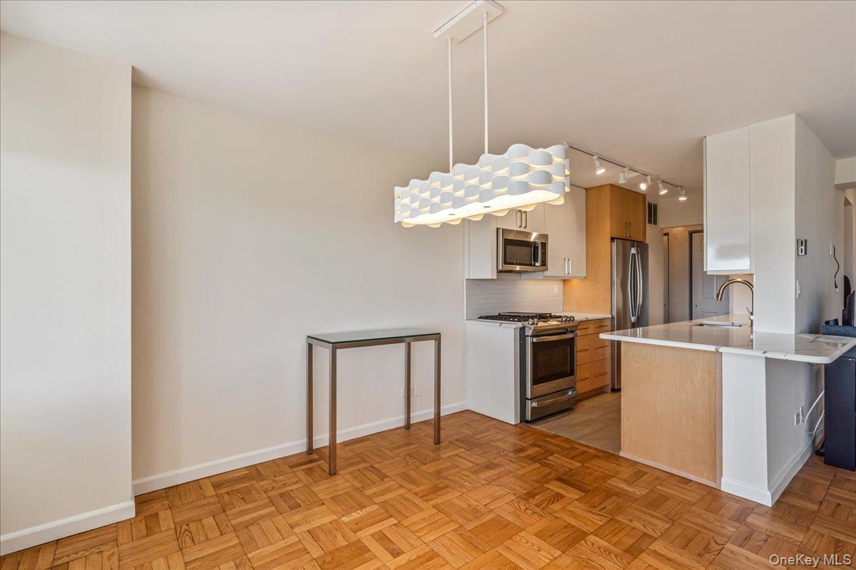 18-15 215th Street # 9R, Bayside, NY 11360