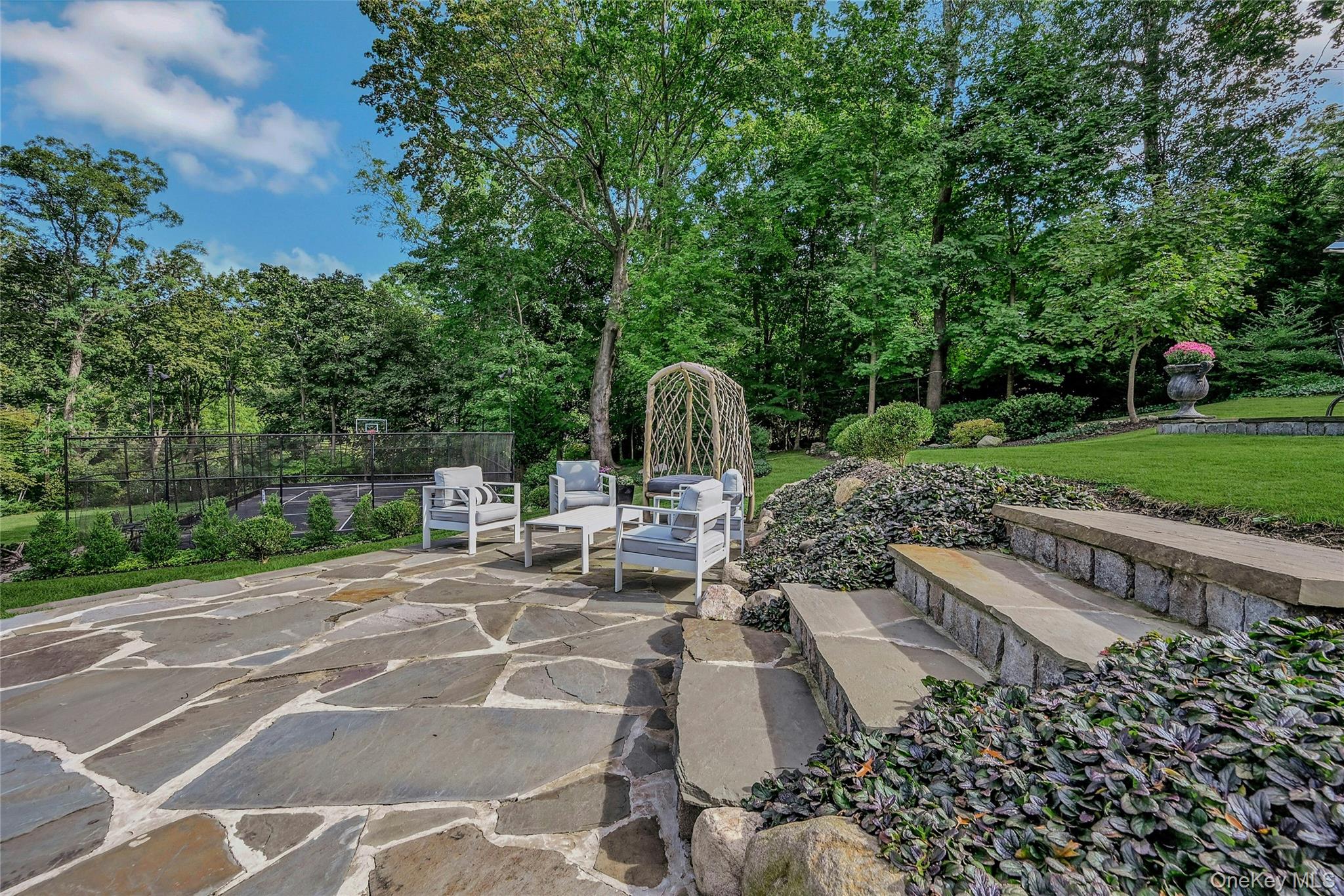 262 Huntington Bay Road, Huntington Bay, NY 11743