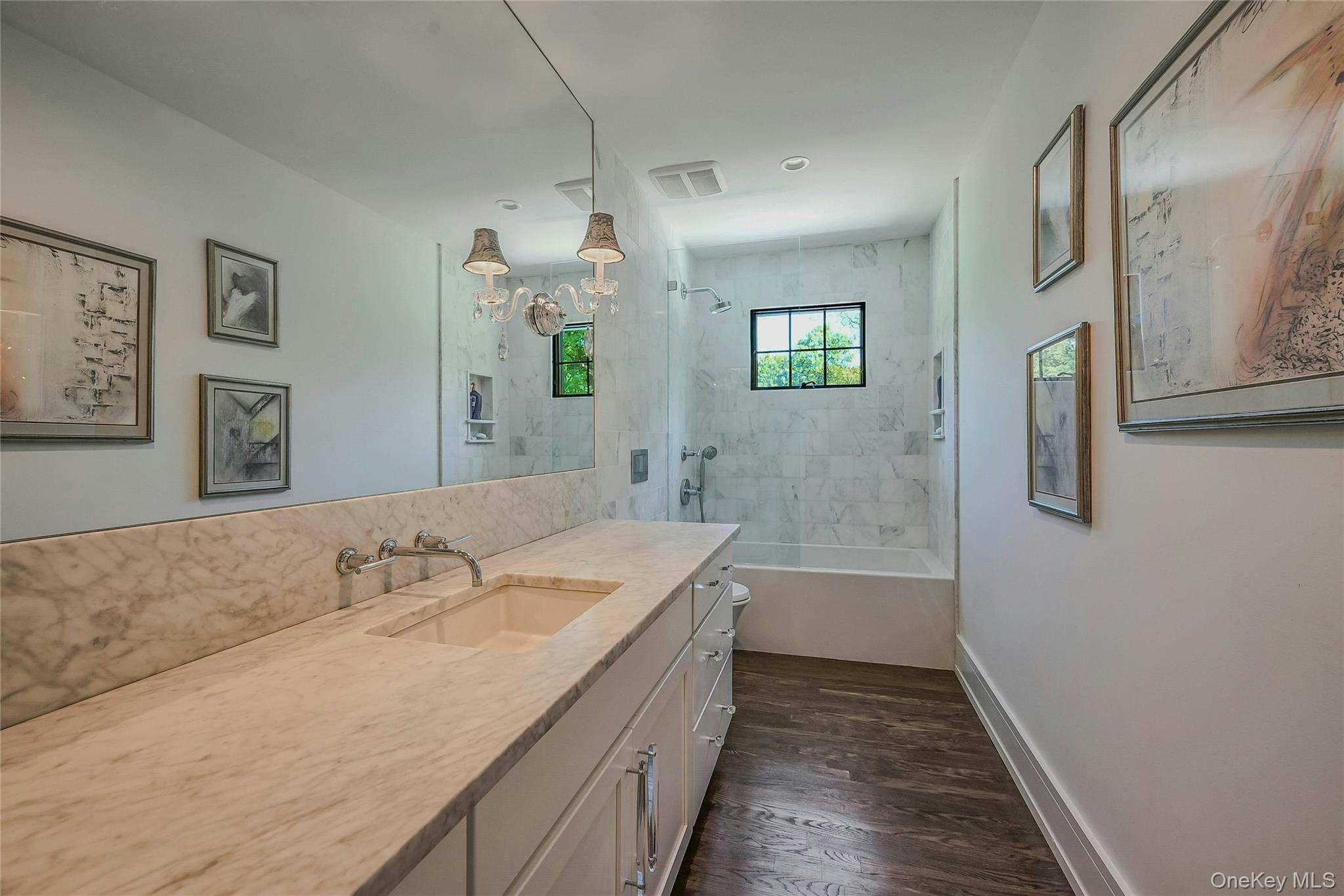 262 Huntington Bay Road, Huntington Bay, NY 11743