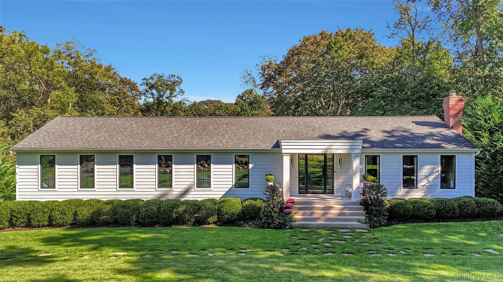 262 Huntington Bay Road, Huntington Bay, NY 11743