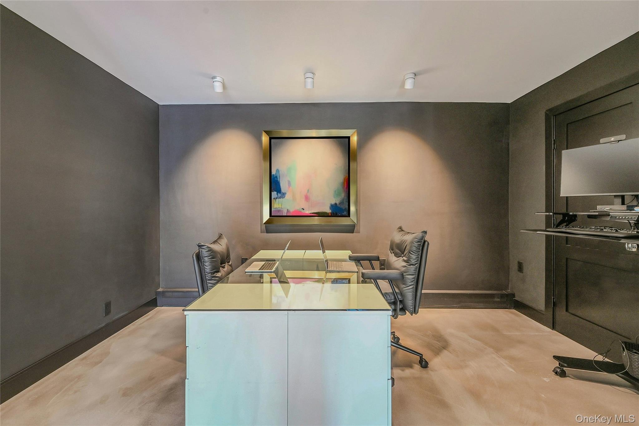 262 Huntington Bay Road, Huntington Bay, NY 11743