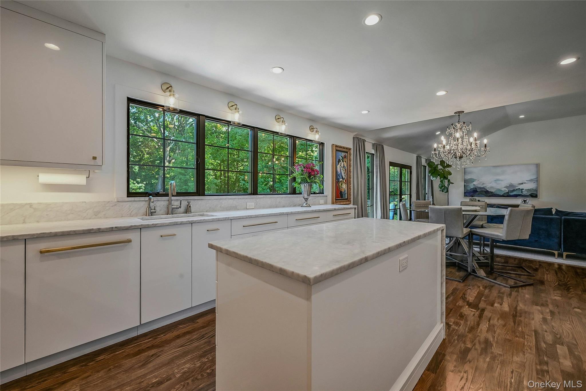 262 Huntington Bay Road, Huntington Bay, NY 11743