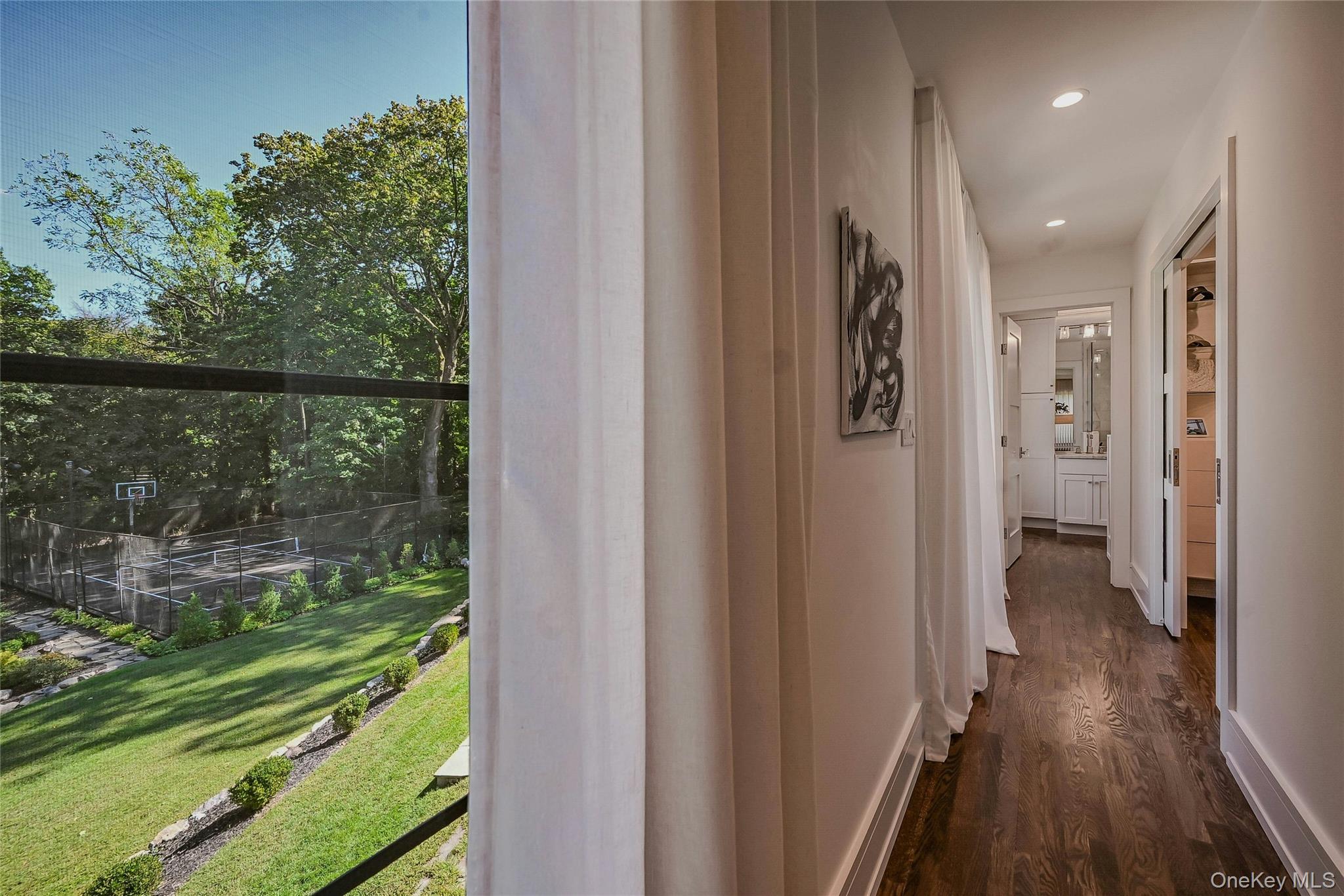 262 Huntington Bay Road, Huntington Bay, NY 11743