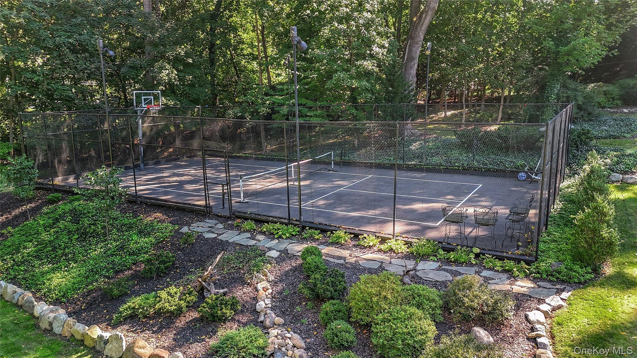 262 Huntington Bay Road, Huntington Bay, NY 11743