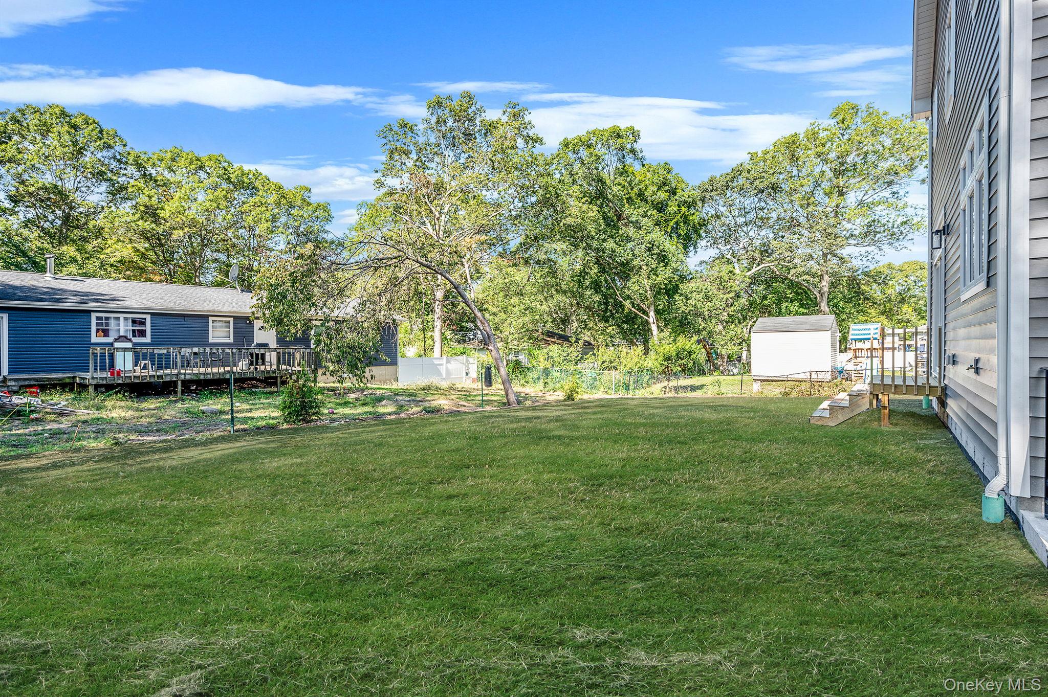 90 Yaphank Road W, Coram, NY 11727