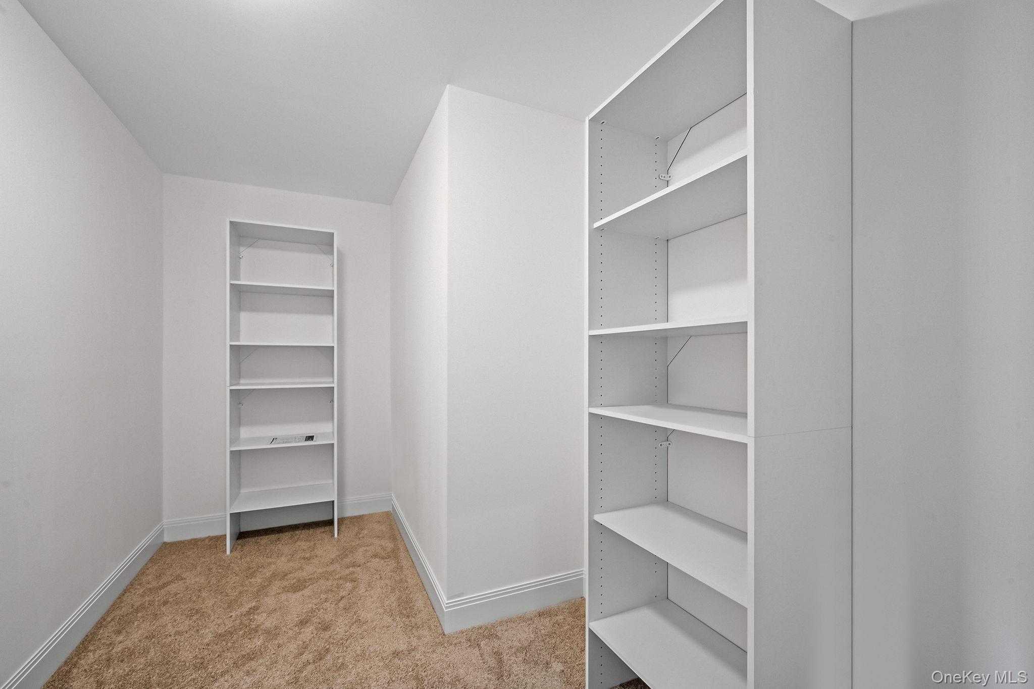 90 Yaphank Road W, Coram, NY 11727