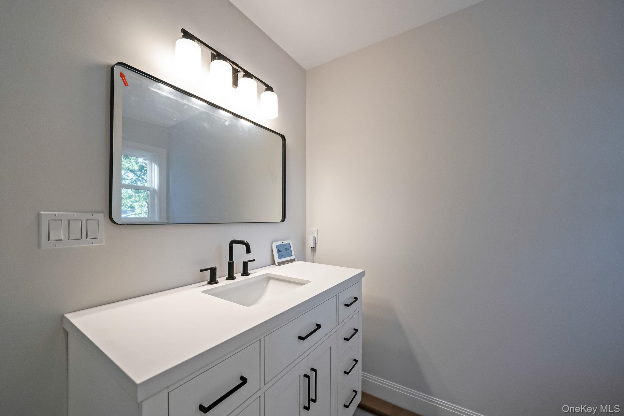 90 Yaphank Road W, Coram, NY 11727