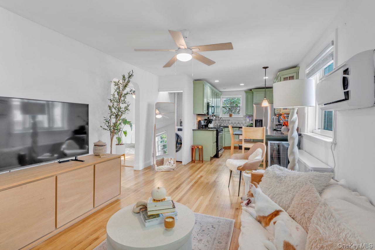 73-20 263rd Street # G, Glen Oaks, NY 11004