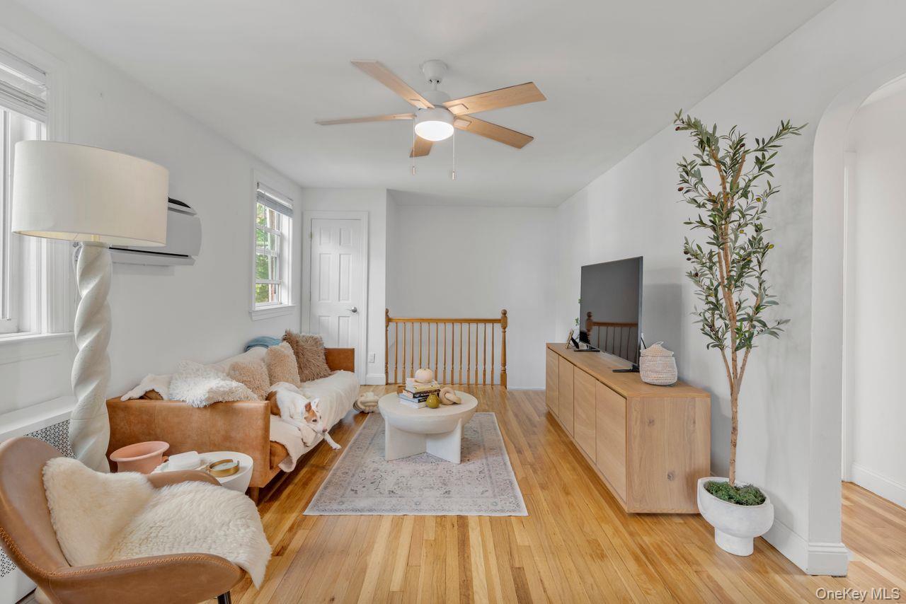 73-20 263rd Street # G, Glen Oaks, NY 11004