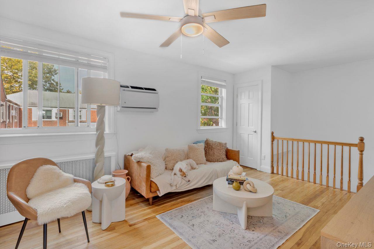 73-20 263rd Street # G, Glen Oaks, NY 11004